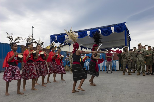 06_Timor_Leste_CARAT_13th_Marine_Expeditionary_Unit__USS_John_P._Murtha_Support_Our_Troops.jpg