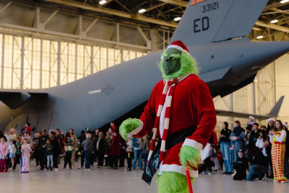 25 12 23 edwards childrens party support our troops inc