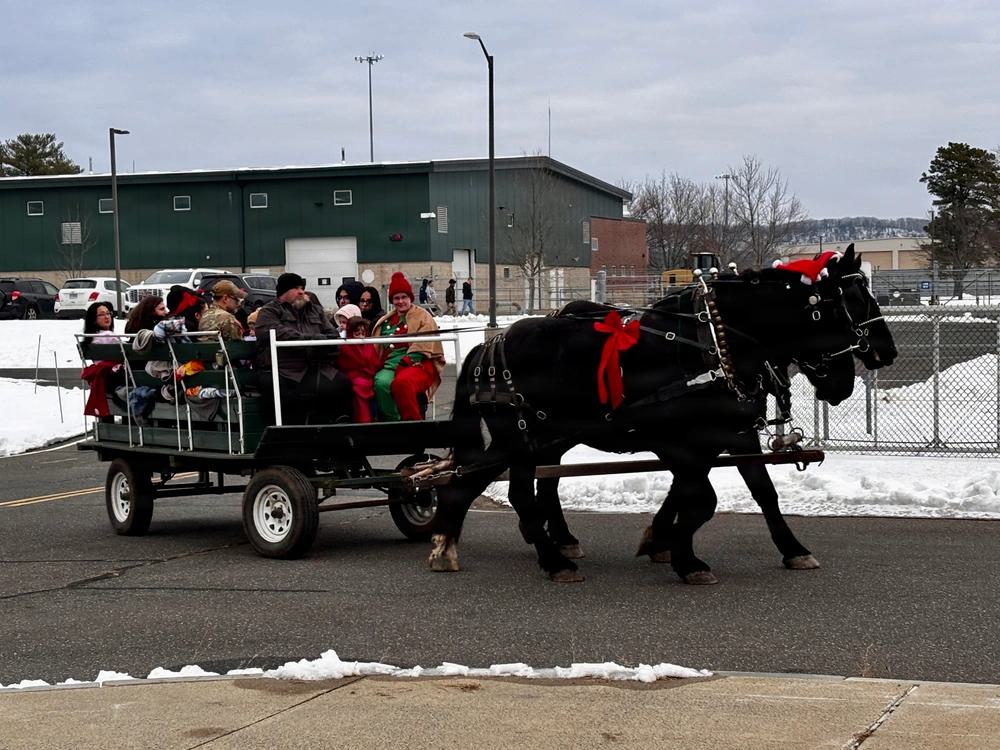 25 12 23 holiday magic national guard support our troops inc