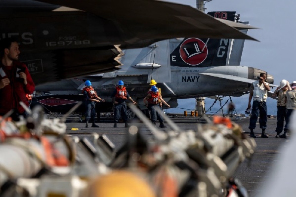 26 03 18 abraham lincoln fueling at sea support our troops inc