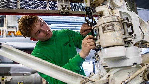 26 04 08 newsletter 2 support our troops inc