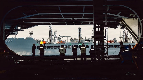 26 6 10 uss george washington refuel at sea support our troops org