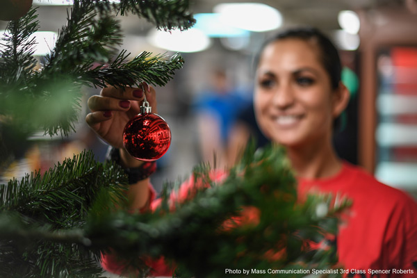 USS Theodore Roosevelt (CVN 71) 